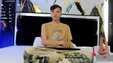 bunny online show from October 5, 2025, 12:36 pm