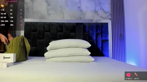 bunny online show from October 17, 2025, 12:19 pm