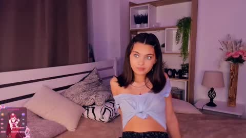 Aria online show from November 12, 2025, 8:04 am