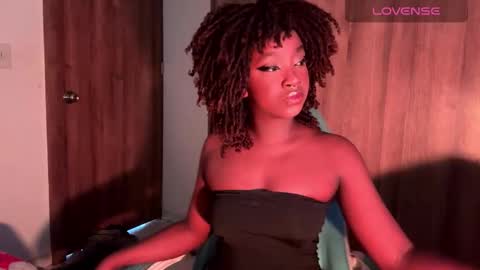 Isa online show from September 30, 2025, 8:03 pm