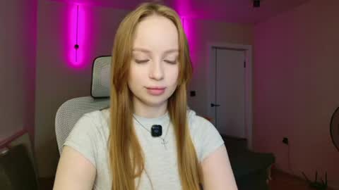 Snapshot of bunny_shinel chatting on July 8, 2026, 2:43 pm Mary online show from July 8, 2026, 2:43 pm