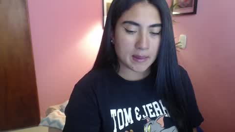 Snapshot of bunnyemilyr0s33 chatting on January 6, 2026, 8:01 pm bunnyEmilyR0s33 online show from January 6, 2026, 8:01 pm