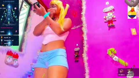 Snapshot of bunnygirl98 chatting on December 29, 2024, 1:49 pm BARBYCHOCOLAT online show from December 29, 2024, 1:49 pm