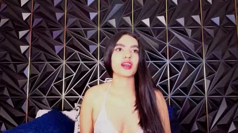 Tina online show from November 25, 2025, 9:59 pm