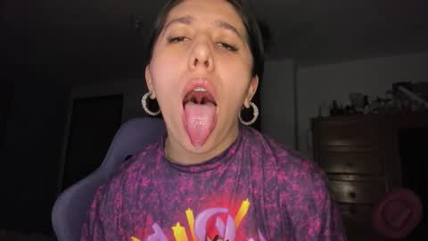 Jess online show from November 16, 2025, 5:24 am