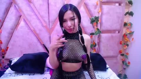 burbuja pink  online show from October 9, 2025, 3:26 am