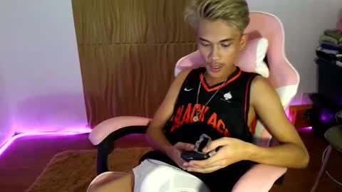 burger_kingxxx online show from February 3, 2026, 6:51 am