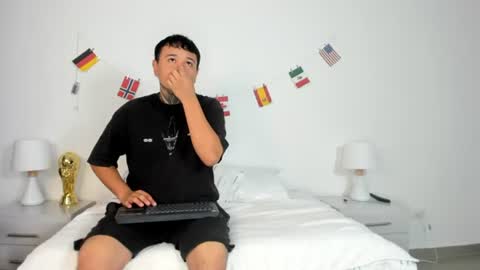 Nova and Sammy online show from June 24, 2026, 11:42 am