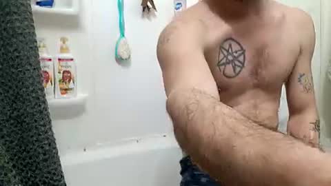 Snapshot of buster18hymen chatting on January 17, 2025, 10:00 am Buster18Hymen online show from January 17, 2025, 10:00 am