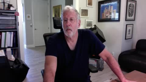 Snapshot of bustinout99 chatting on October 25, 2025, 2:35 pm afternoon wood online show from October 25, 2025, 2:35 pm