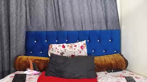 bustybmwx online show from October 26, 2025, 6:08 am