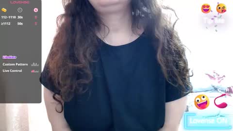 Snapshot of bustyemma chatting on February 20, 2026, 10:49 am Emma online show from February 20, 2026, 10:49 am