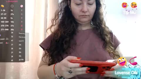 Snapshot of bustyemma chatting on March 3, 2026, 8:20 am Emma online show from March 3, 2026, 8:20 am