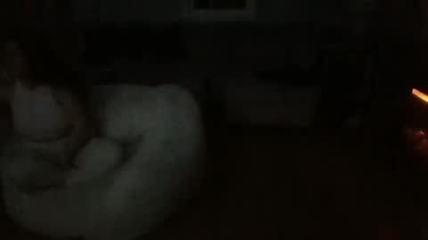 busy40somethingcpl online show from October 25, 2025, 4:20 am