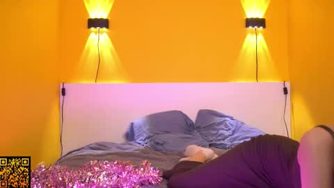 butteflai online show from November 12, 2025, 5:24 pm