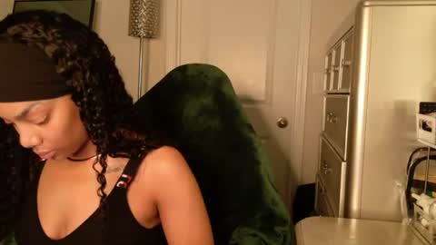 butterfly booty online show from August 6, 2026, 2:35 am