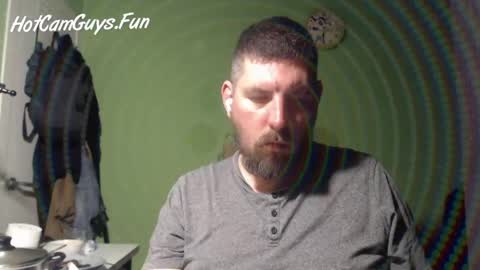 Snapshot of bux404 chatting on May 10, 2026, 4:28 am Pete online show from May 10, 2026, 4:28 am