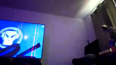 Snapshot of bwall1425 chatting on October 15, 2025, 7:03 pm bwall1425 online show from October 15, 2025, 7:03 pm