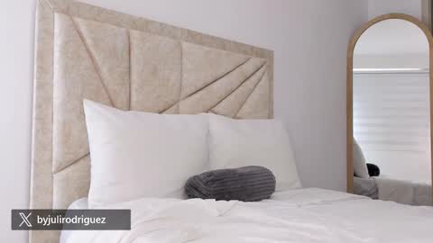    online show from January 16, 2026, 9:52 pm