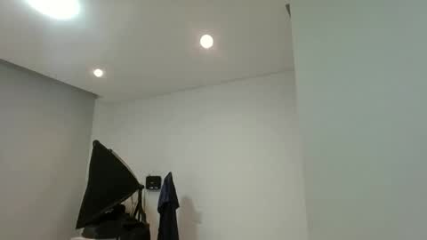 salome online show from November 22, 2025, 4:22 am