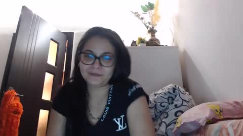 Snapshot of byanna_kevin chatting on December 12, 2024, 5:48 pm Byanna and Kevin online show from December 12, 2024, 5:48 pm