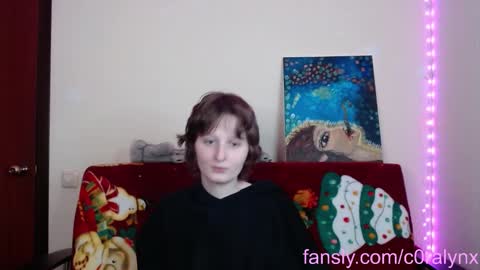 Snapshot of c0ralynx chatting on February 3, 2025, 12:03 pm C0ralynx online show from February 3, 2025, 12:03 pm
