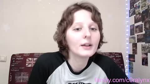 Snapshot of c0ralynx chatting on February 7, 2025, 7:38 pm C0ralynx online show from February 7, 2025, 7:38 pm