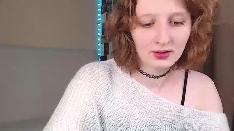 Snapshot of c0ralynx chatting on September 17, 2025, 11:17 pm C0ralynx online show from September 17, 2025, 11:17 pm