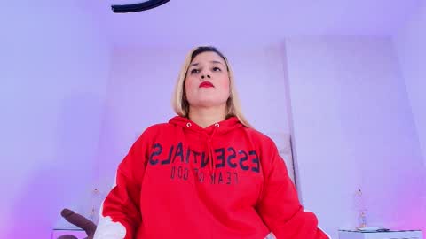 Snapshot of c_fox_ chatting on February 11, 2026, 3:00 am Carolina online show from February 11, 2026, 3:00 am