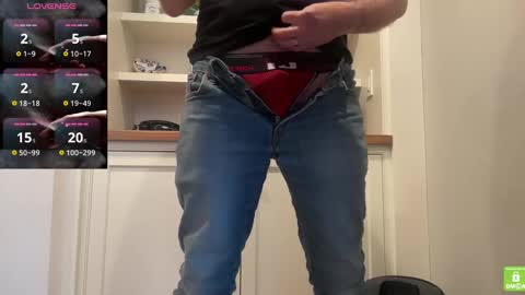 Snapshot of ca77here chatting on November 13, 2025, 3:55 pm ca77here online show from November 13, 2025, 3:55 pm