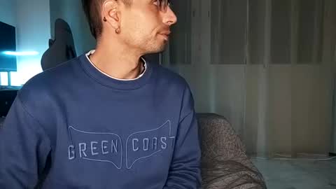 Snapshot of cachondo__23 chatting on February 4, 2025, 7:33 pm cachondo__23 online show from February 4, 2025, 7:33 pm