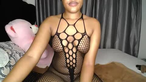 Snapshot of cadercey_kimmy01 chatting on February 18, 2025, 12:26 am EVA online show from February 18, 2025, 12:26 am