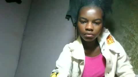 caella98 online show from May 22, 2026, 3:57 am