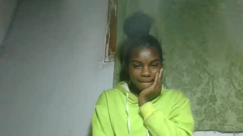 caella98 online show from May 25, 2026, 4:29 am