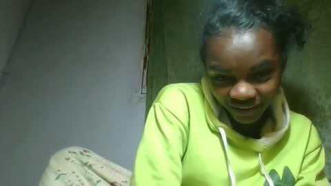 caella98 online show from May 27, 2026, 4:42 am