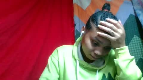 caella98 online show from July 3, 2026, 7:42 pm