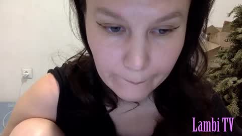 Snapshot of caffeinated_lamb chatting on January 2, 2025, 7:18 pm Lamb online show from January 2, 2025, 7:18 pm