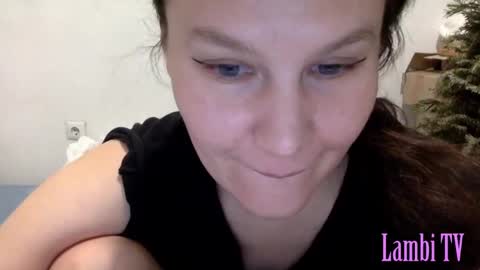 Snapshot of caffeinated_lamb chatting on January 19, 2025, 7:15 pm Lamb online show from January 19, 2025, 7:15 pm