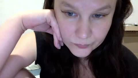 Snapshot of caffeinated_lamb chatting on September 17, 2025, 6:09 pm Lamb online show from September 17, 2025, 6:09 pm