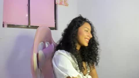 Snapshot of cailyn_dolls_ chatting on November 13, 2025, 1:10 pm cailyn_dolls_ online show from November 13, 2025, 1:10 pm