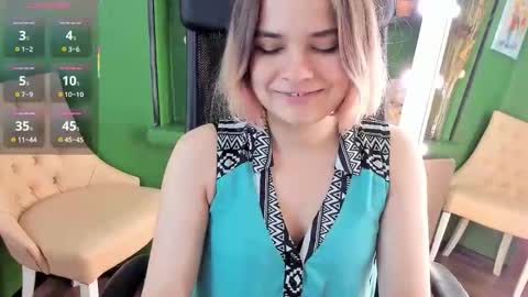 Snapshot of caitlin_crazy chatting on September 18, 2025, 8:16 am Gina online show from September 18, 2025, 8:16 am