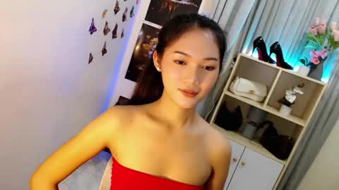 caitlin online show from October 29, 2025, 1:13 pm