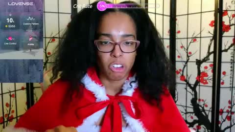 Snapshot of caitlincoxxx chatting on December 26, 2024, 4:10 am Caitlins Coxxx online show from December 26, 2024, 4:10 am