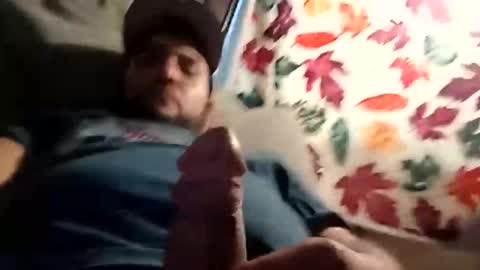 caliboy01990872 online show from April 29, 2026, 6:58 pm