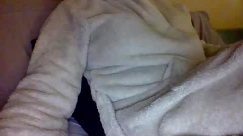 Snapshot of caligirl310r chatting on January 25, 2025, 1:52 pm Caligurl Queen Head Fluffer In Charge Goddess of Cocktease Mistress of Holes online show from January 25, 2025, 1:52 pm