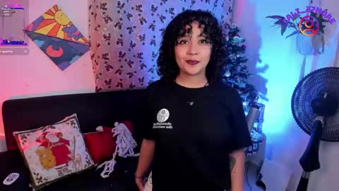 Snapshot of caliope_moreauu chatting on December 14, 2024, 4:34 am Caliope Moreau online show from December 14, 2024, 4:34 am
