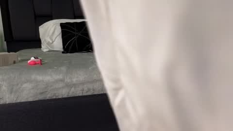 Snapshot of calipso_parisi chatting on November 13, 2025, 12:48 pm Calipso Parisi online show from November 13, 2025, 12:48 pm