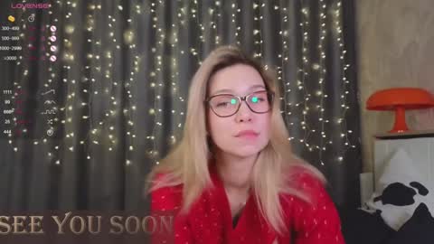 Snapshot of call__me_mommy_ chatting on January 23, 2025, 3:43 pm Nancy Please thumbs up me online show from January 23, 2025, 3:43 pm