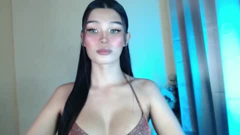 Snapshot of call_me__anna chatting on December 7, 2024, 12:52 am Anna online show from December 7, 2024, 12:52 am