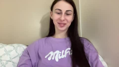 Snapshot of call_me_dad_ chatting on February 21, 2025, 6:59 pm Anna online show from February 21, 2025, 6:59 pm